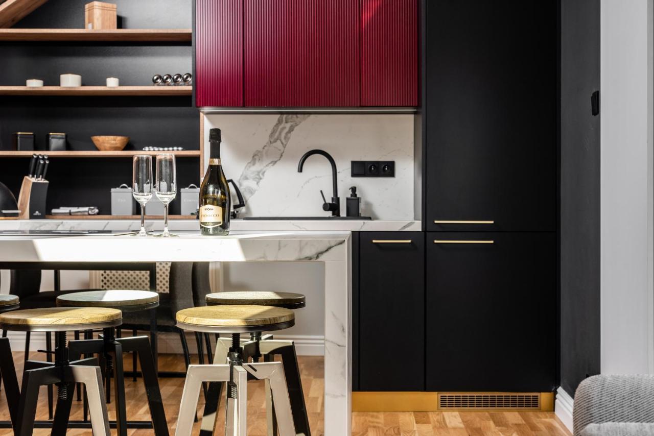Riverside Premium Class Apartment - By Upstairs Красков Екстериор снимка
