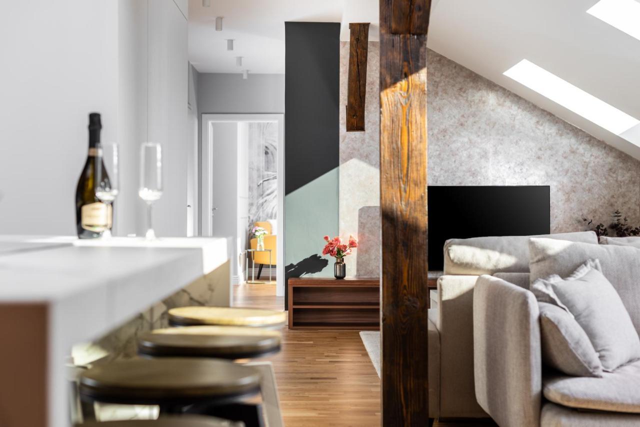 Riverside Premium Class Apartment - By Upstairs Красков Екстериор снимка